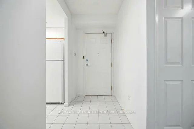 250, Webb, City Centre, Mississauga