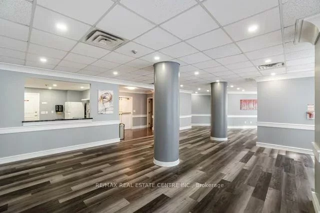 250, Webb, City Centre, Mississauga