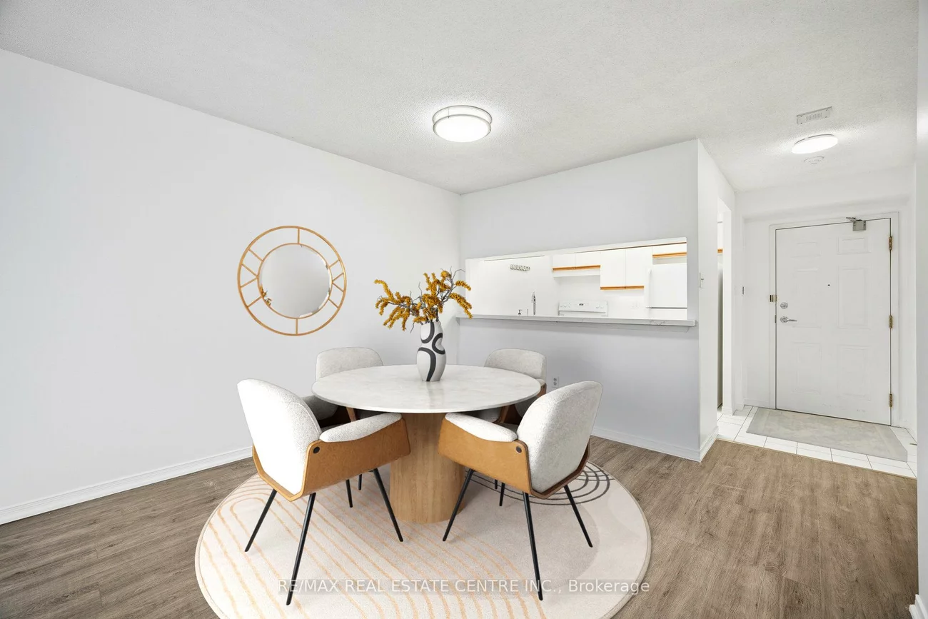 250, Webb, City Centre, Mississauga