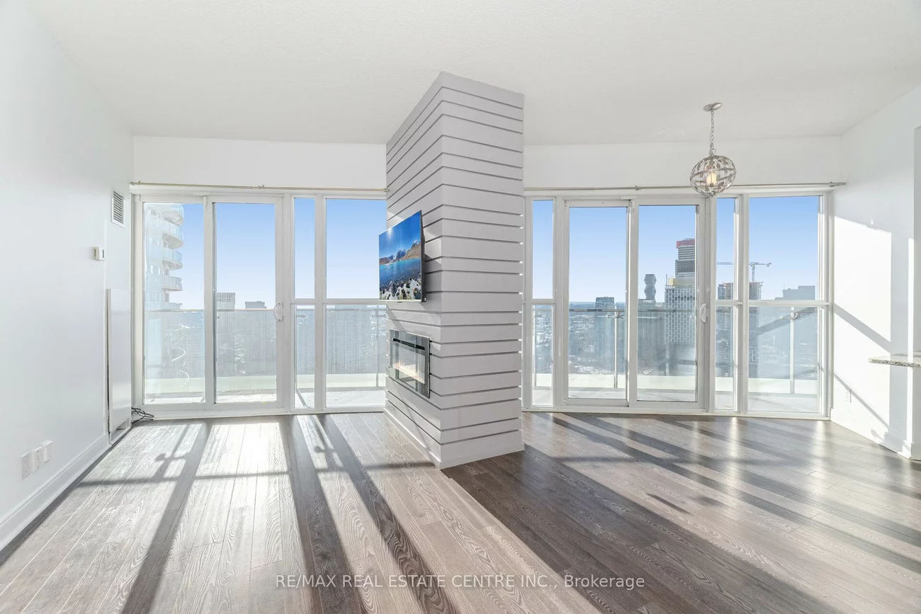 50, Absolute, City Centre, Mississauga