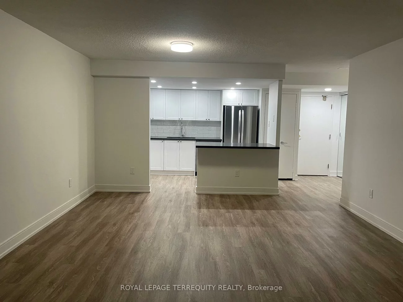 2091, Hurontario, Cooksville, Mississauga