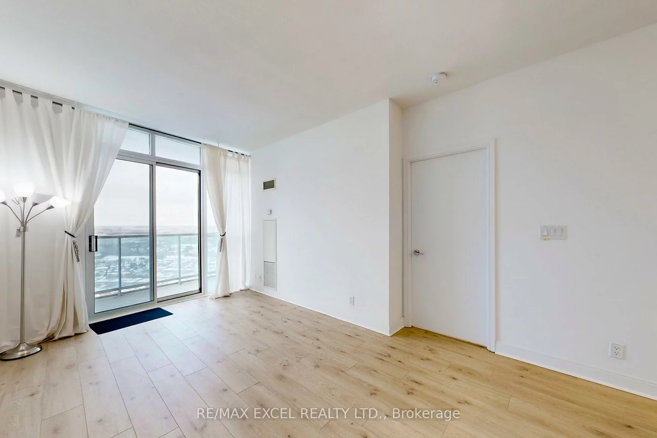 80, Absolute, City Centre, Mississauga