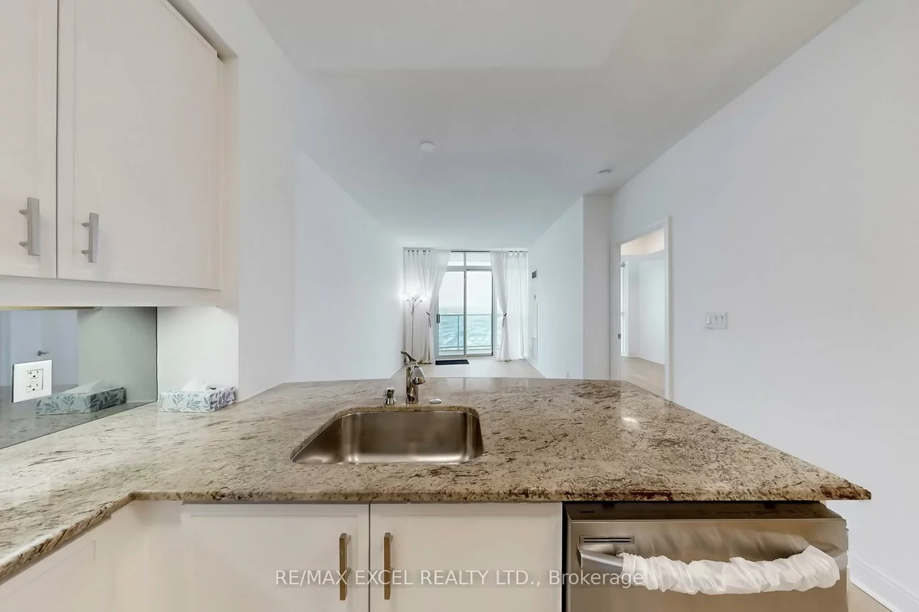 80, Absolute, City Centre, Mississauga