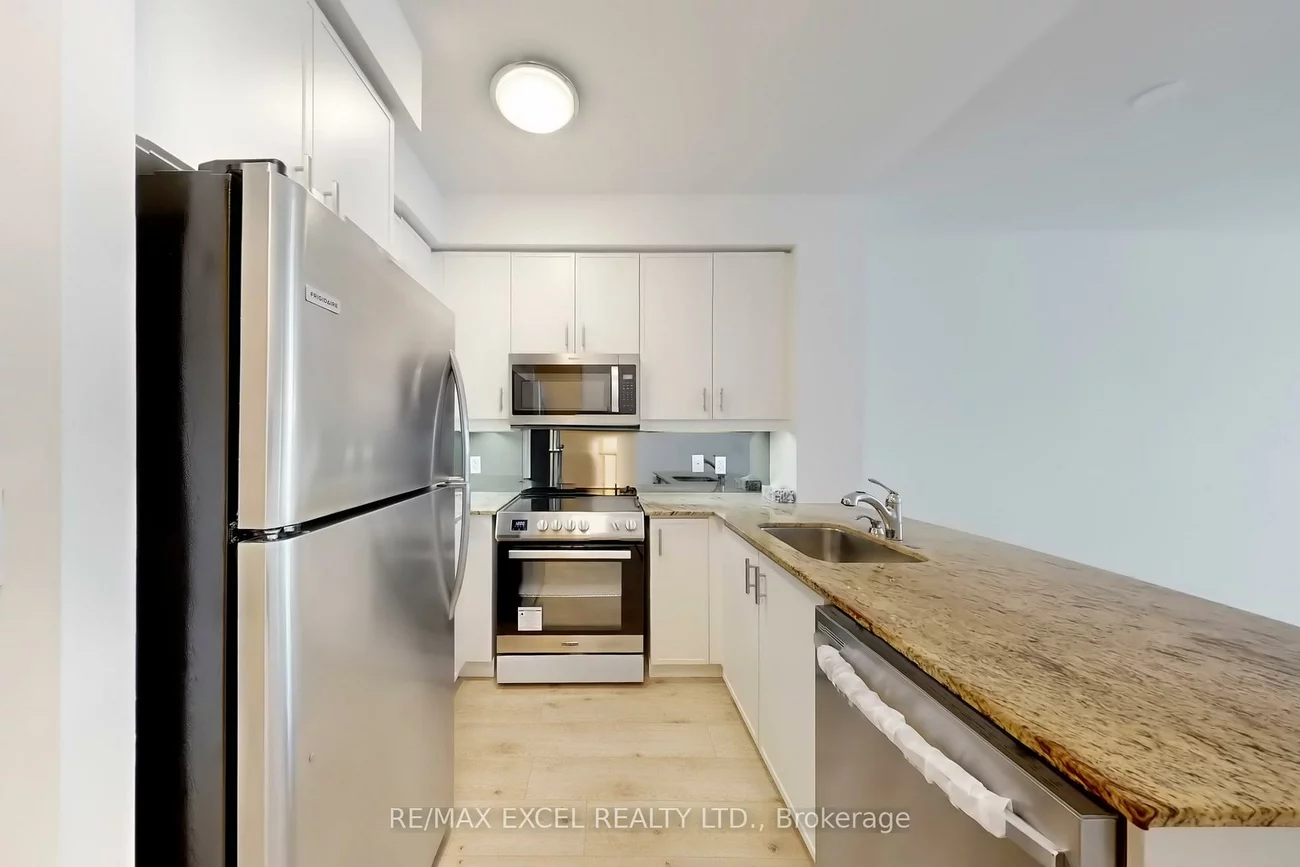 80, Absolute, City Centre, Mississauga