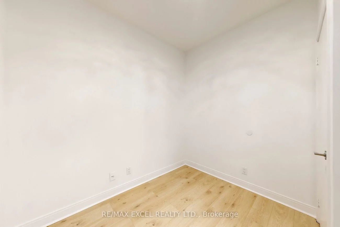 80, Absolute, City Centre, Mississauga