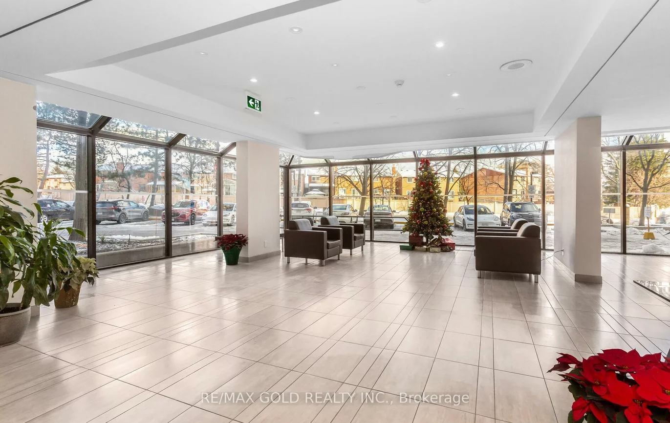 200, Robert Speck, Rathwood, Mississauga