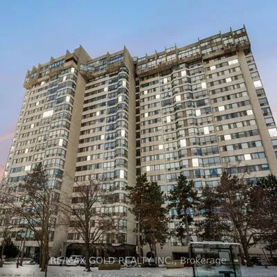 200, Robert Speck, Rathwood, Mississauga