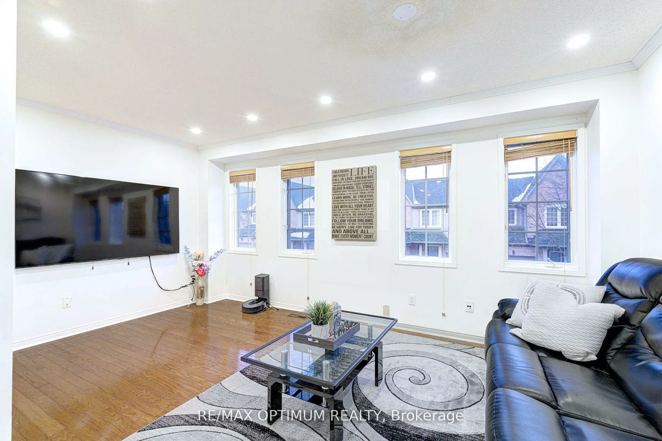 2945, Thomas, Central Erin Mills, Mississauga