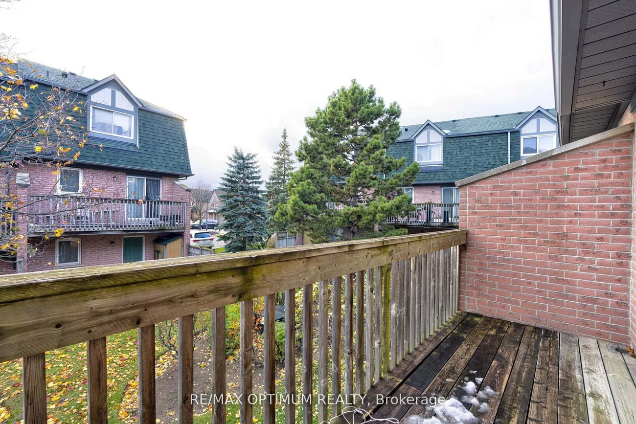 2945, Thomas, Central Erin Mills, Mississauga