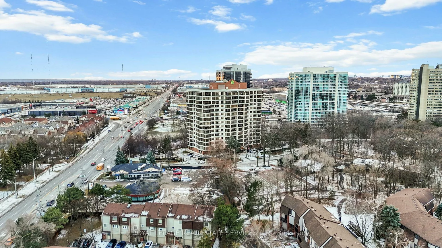 1271, Walden, Clarkson, Mississauga