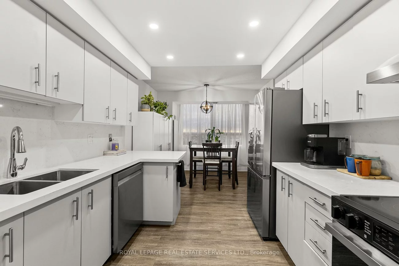 1271, Walden, Clarkson, Mississauga