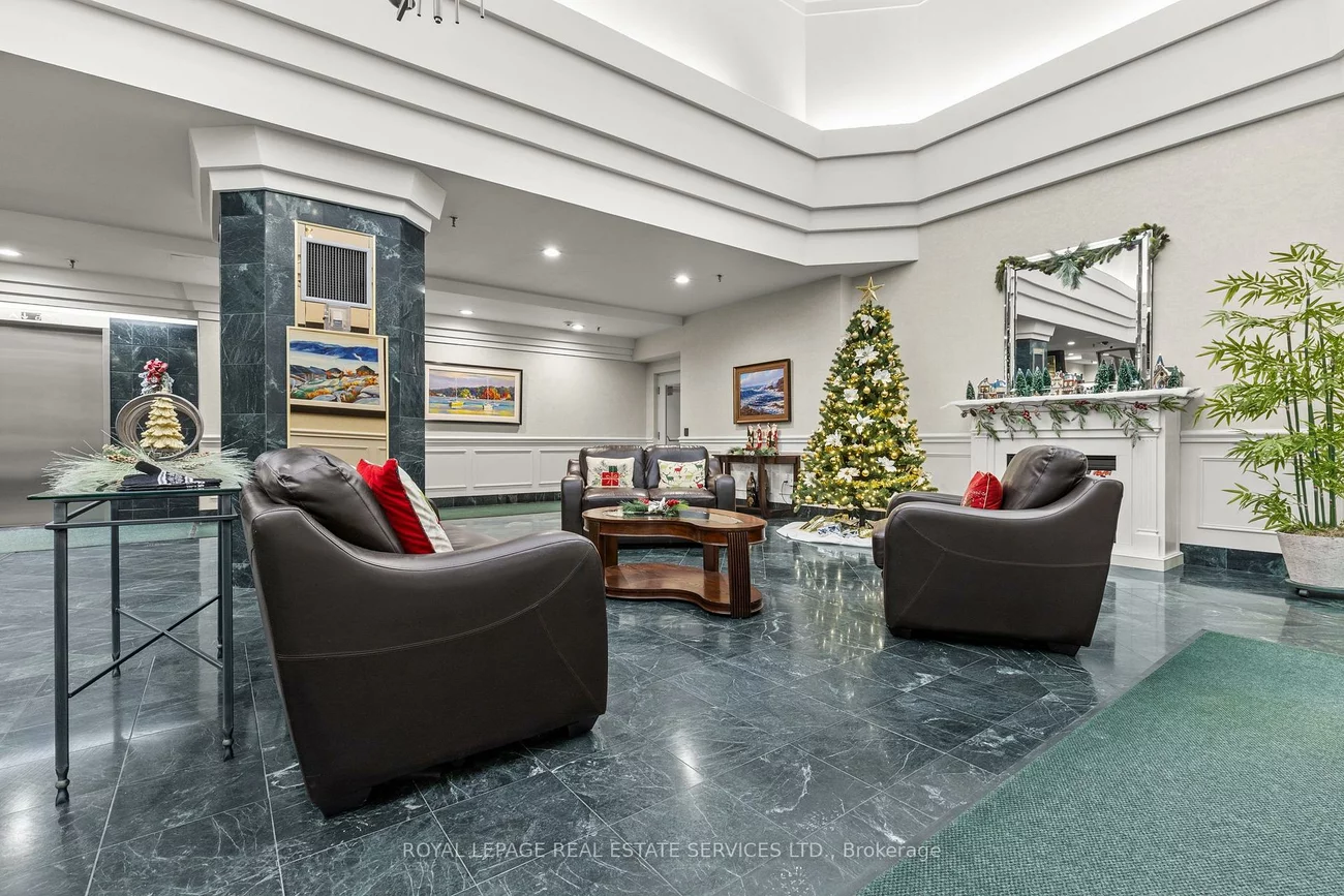 1271, Walden, Clarkson, Mississauga