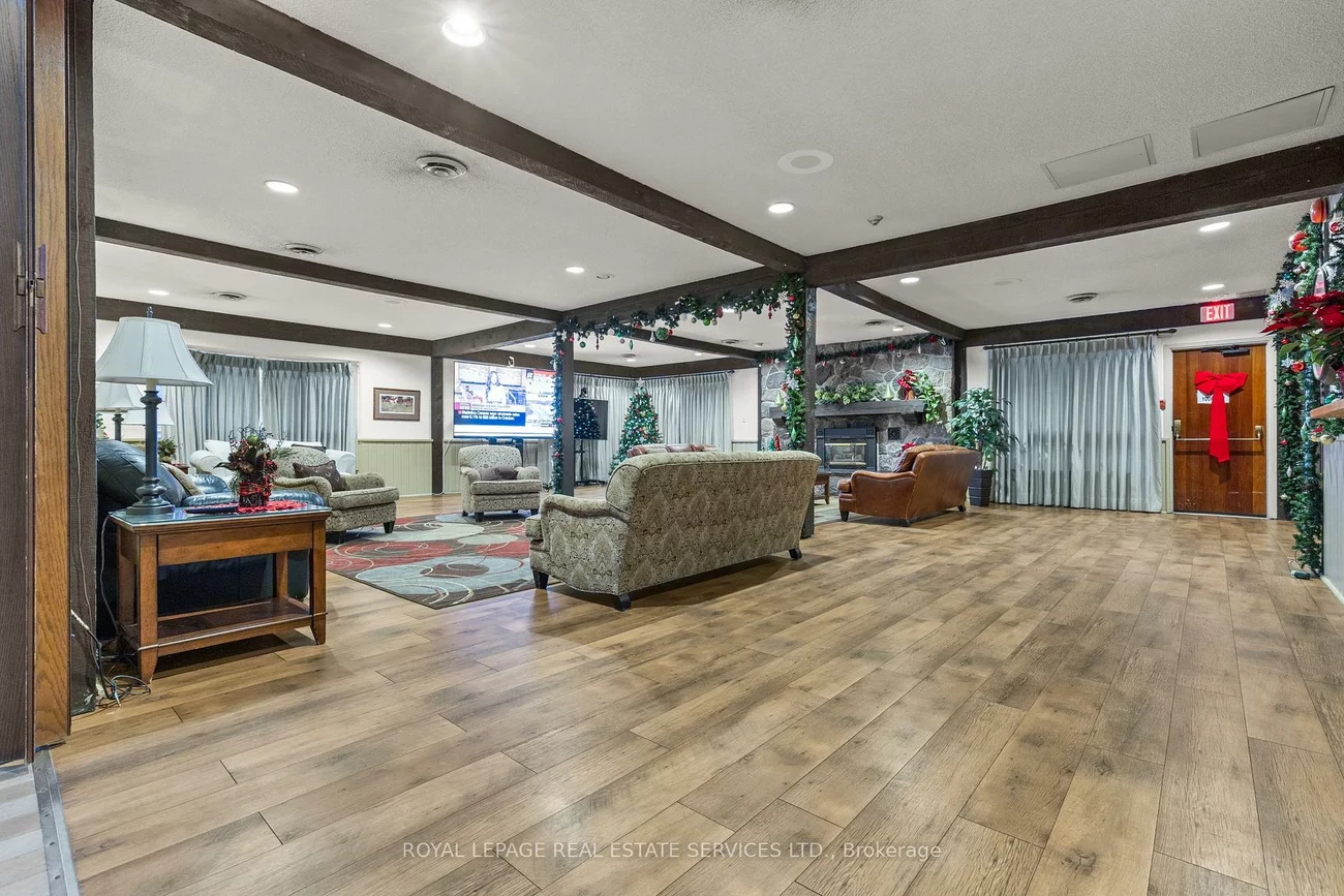 1271, Walden, Clarkson, Mississauga