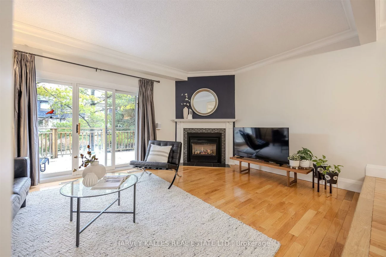 1060, Walden, Clarkson, Mississauga