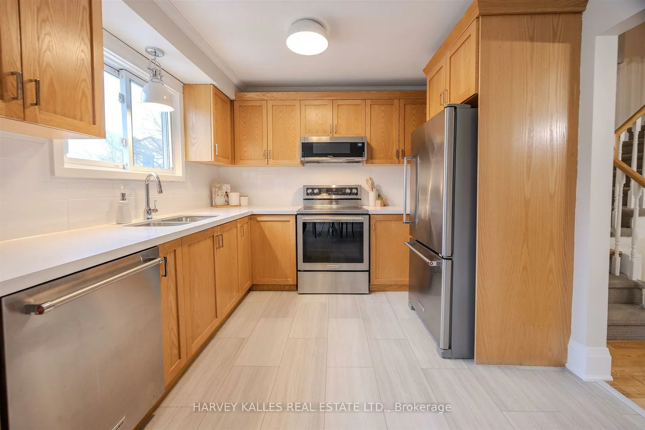 1060, Walden, Clarkson, Mississauga