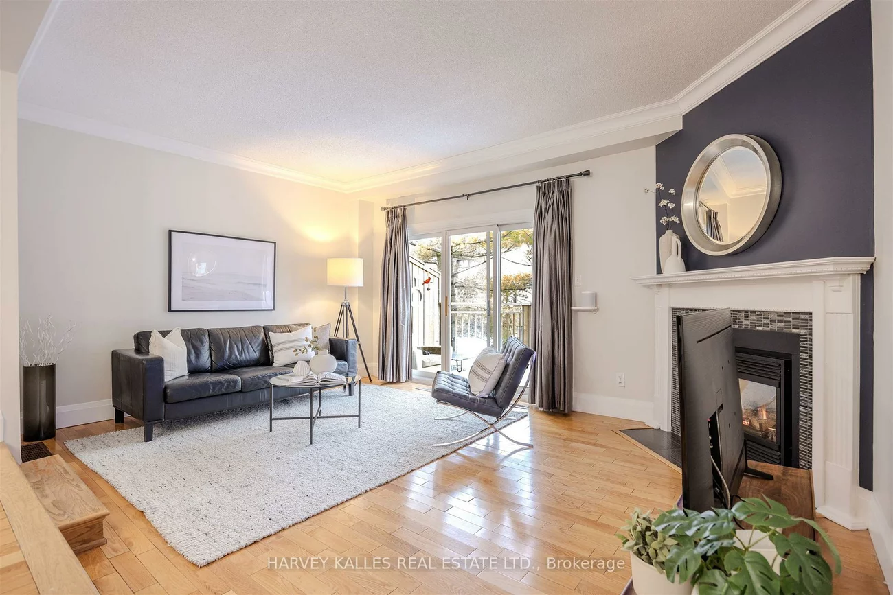 1060, Walden, Clarkson, Mississauga