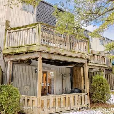 1060, Walden, Clarkson, Mississauga