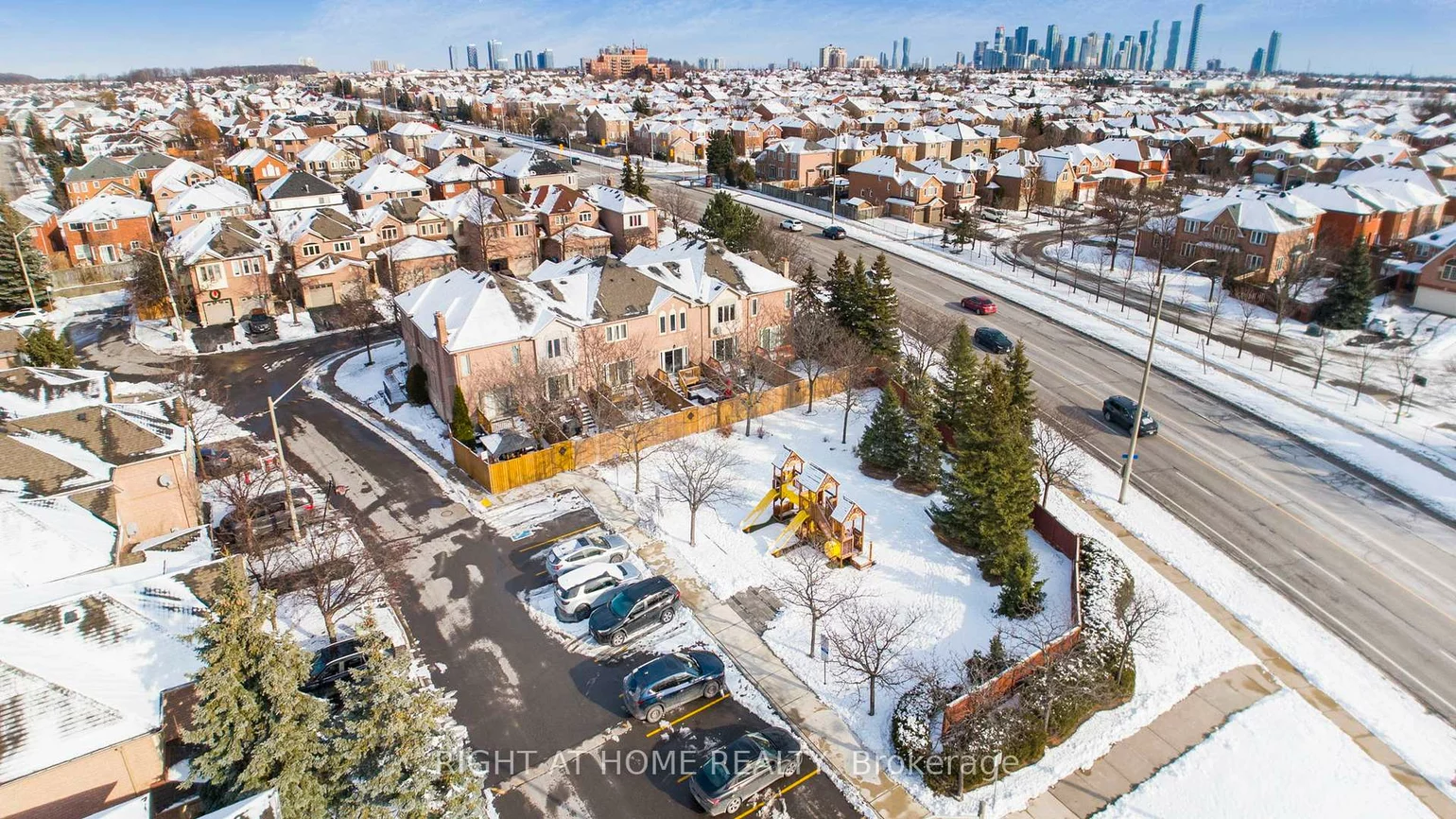 1285, Bristol, East Credit, Mississauga