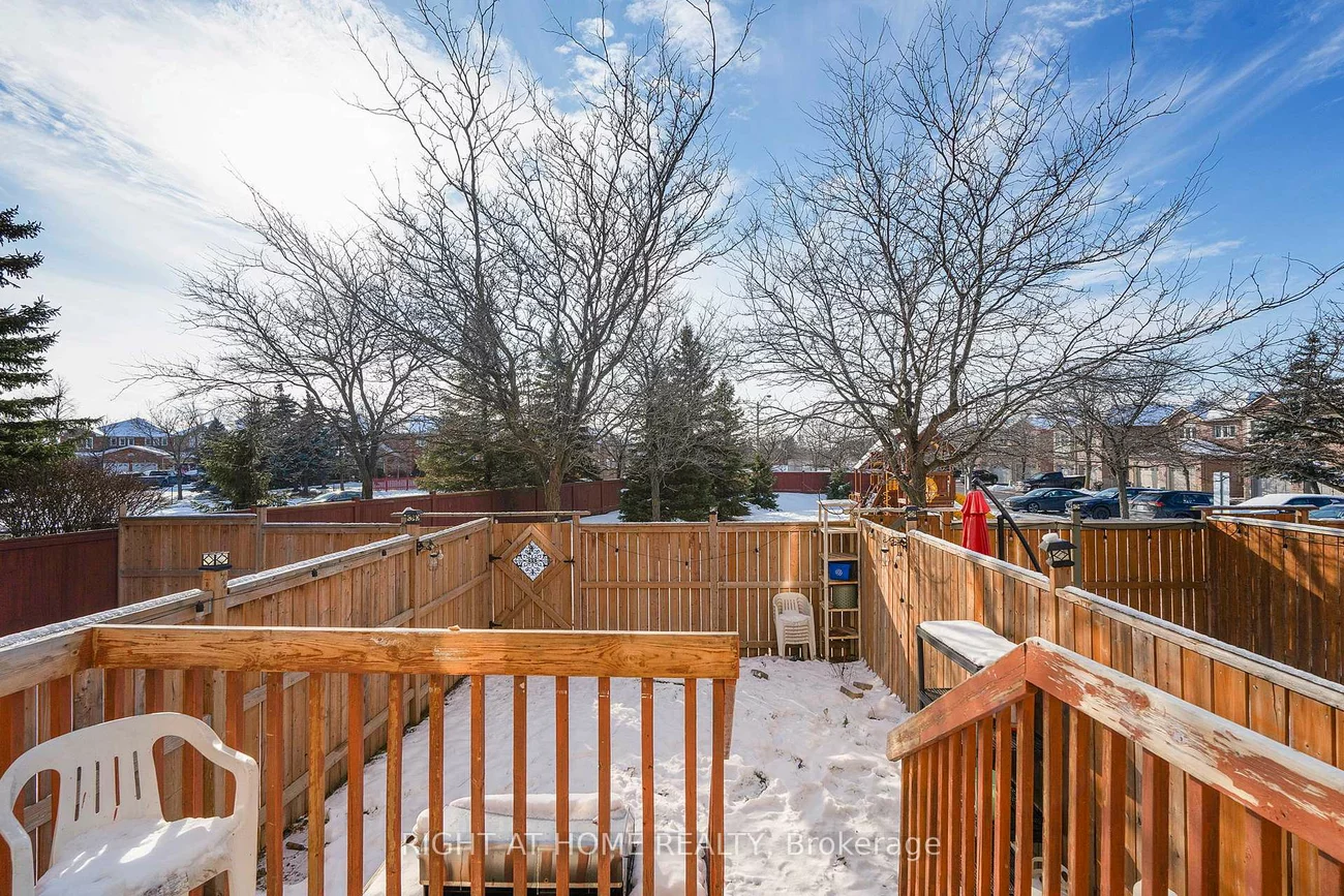 1285, Bristol, East Credit, Mississauga