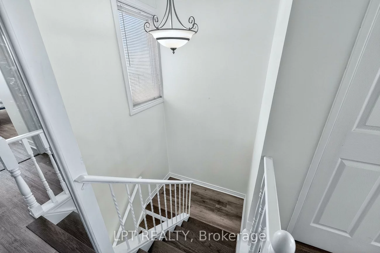 3040, Constitution, Applewood, Mississauga