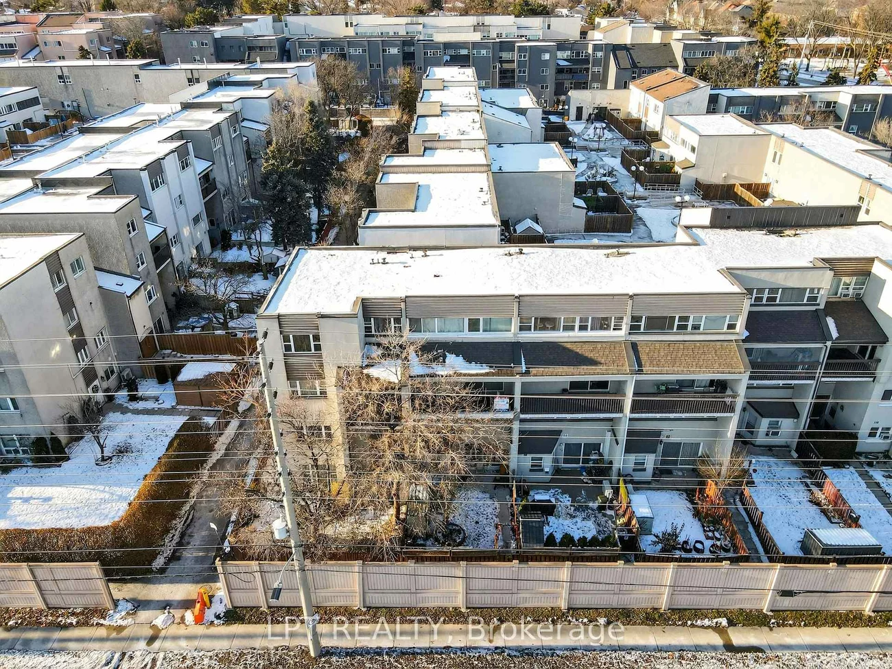 3040, Constitution, Applewood, Mississauga