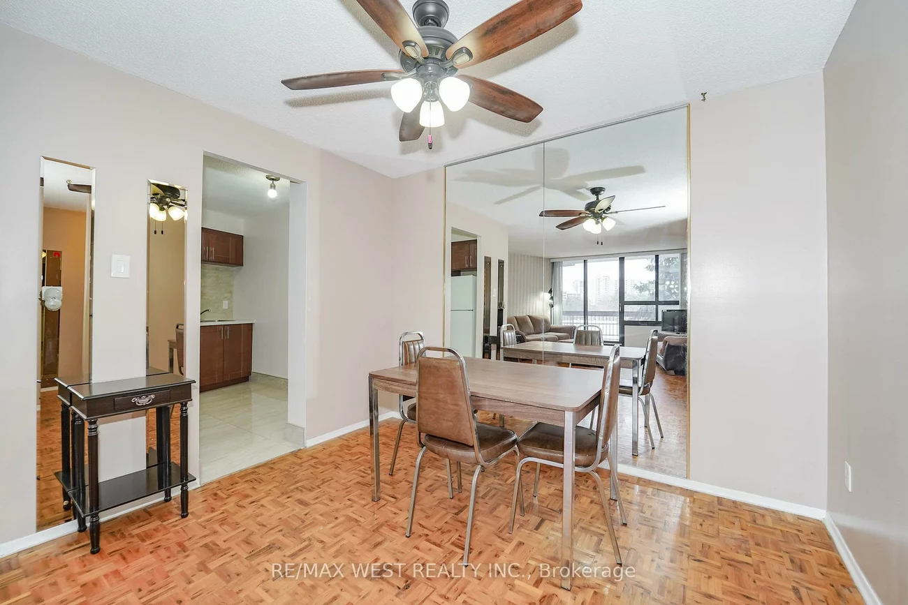 50, Mississauga Valley, Mississauga Valleys, Mississauga