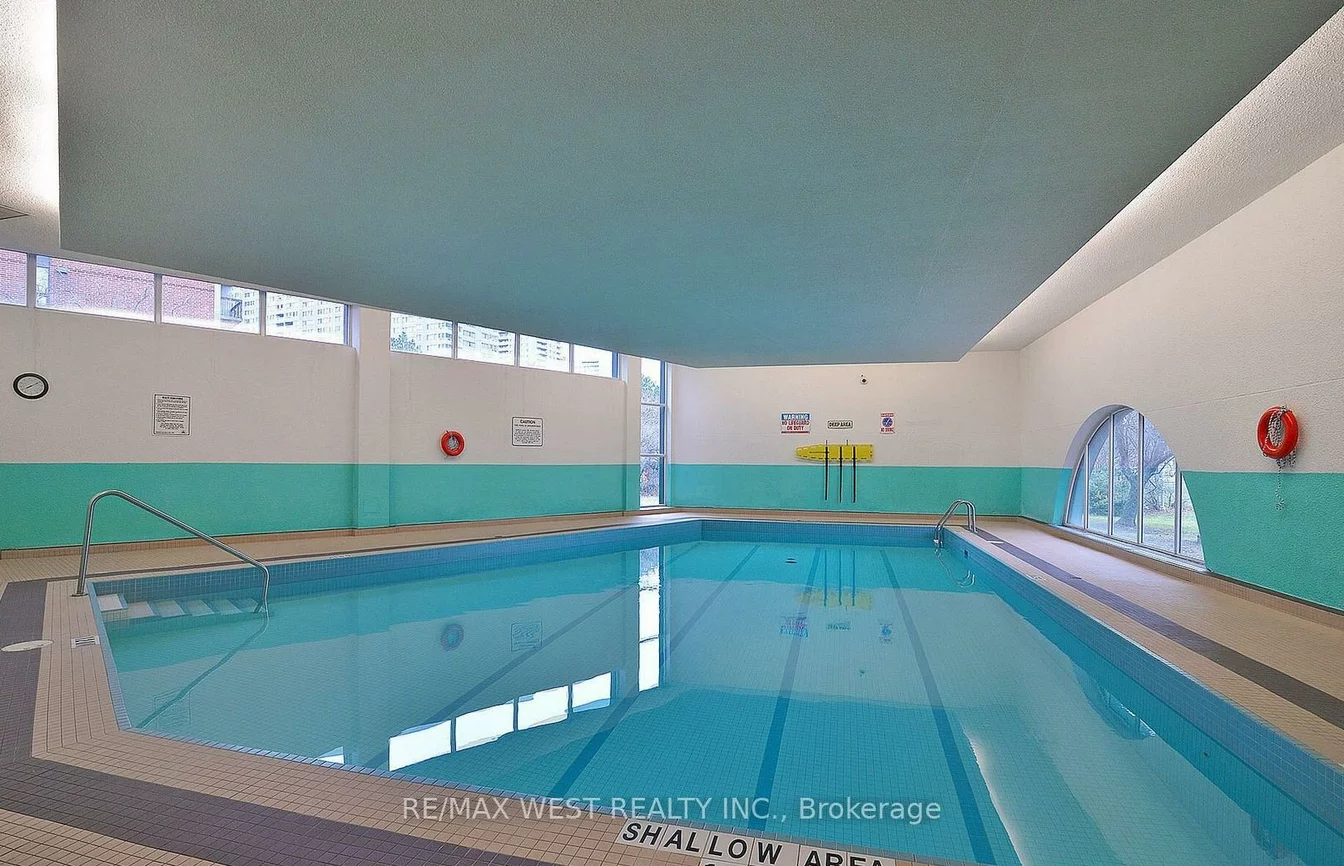 50, Mississauga Valley, Mississauga Valleys, Mississauga