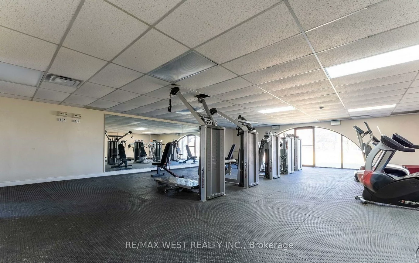 50, Mississauga Valley, Mississauga Valleys, Mississauga