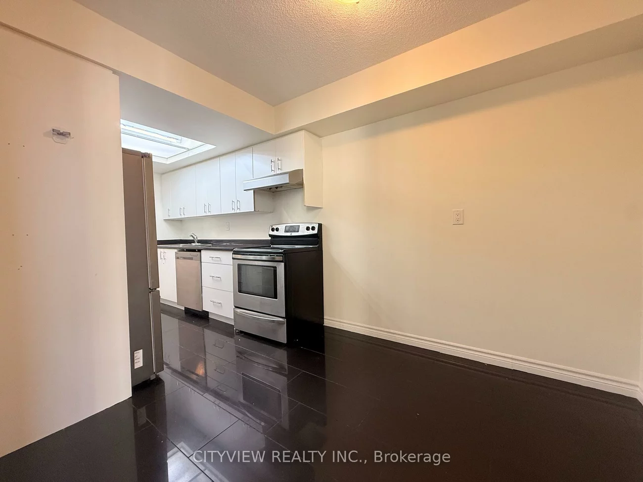 4460, Tucana, Hurontario, Mississauga