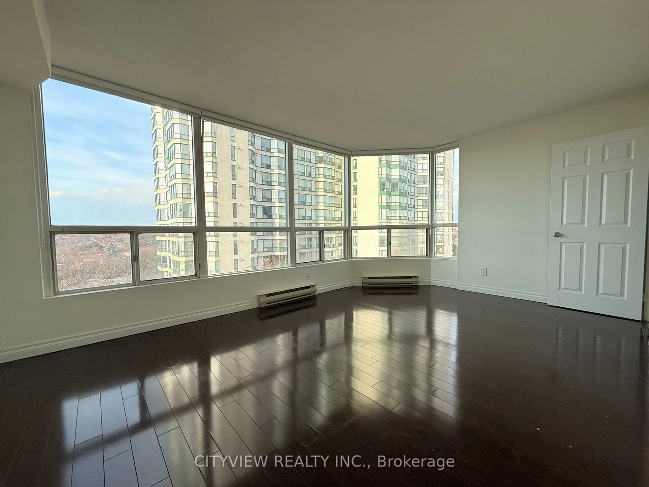 4460, Tucana, Hurontario, Mississauga