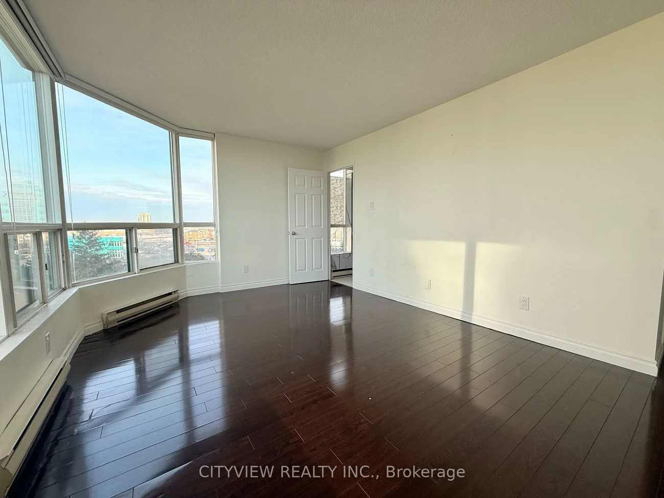 4460, Tucana, Hurontario, Mississauga