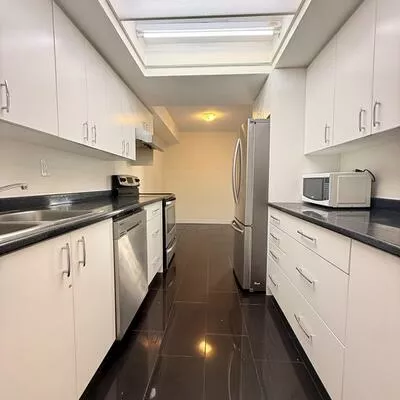 4460, Tucana, Hurontario, Mississauga