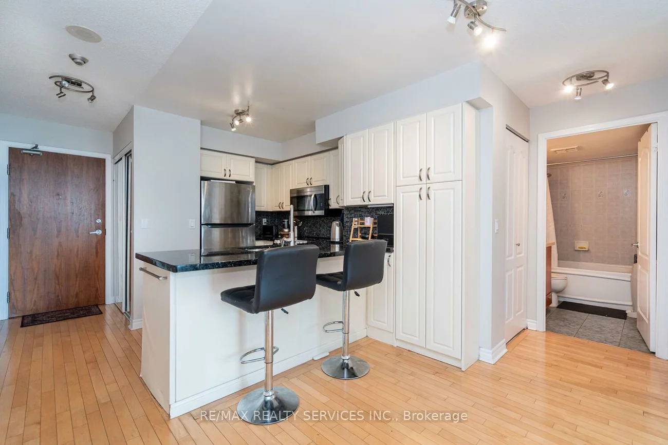 33, Elm, City Centre, Mississauga