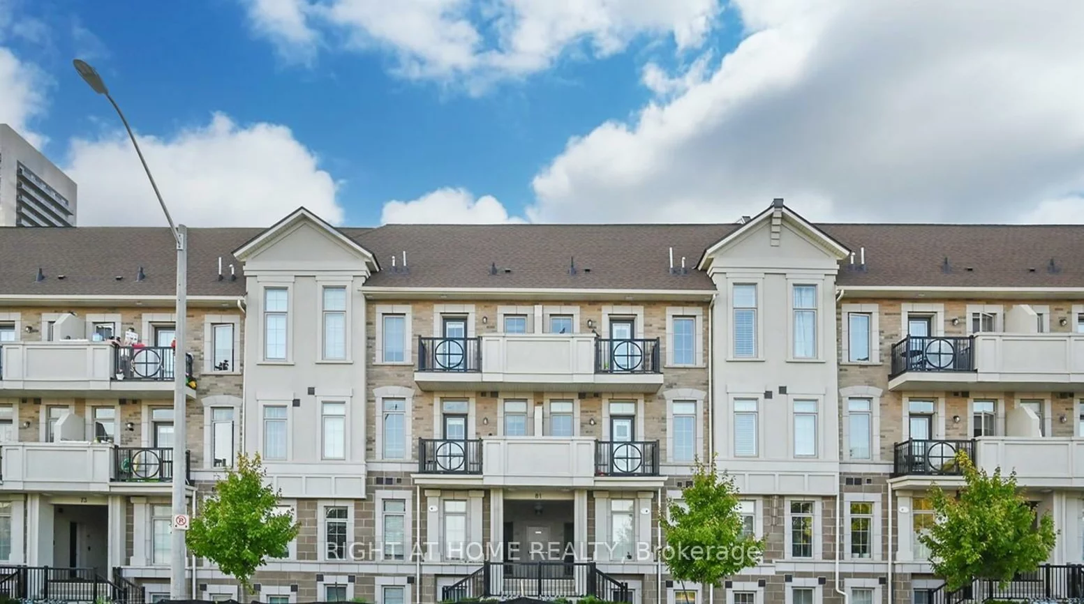 81, Armdale, Hurontario, Mississauga