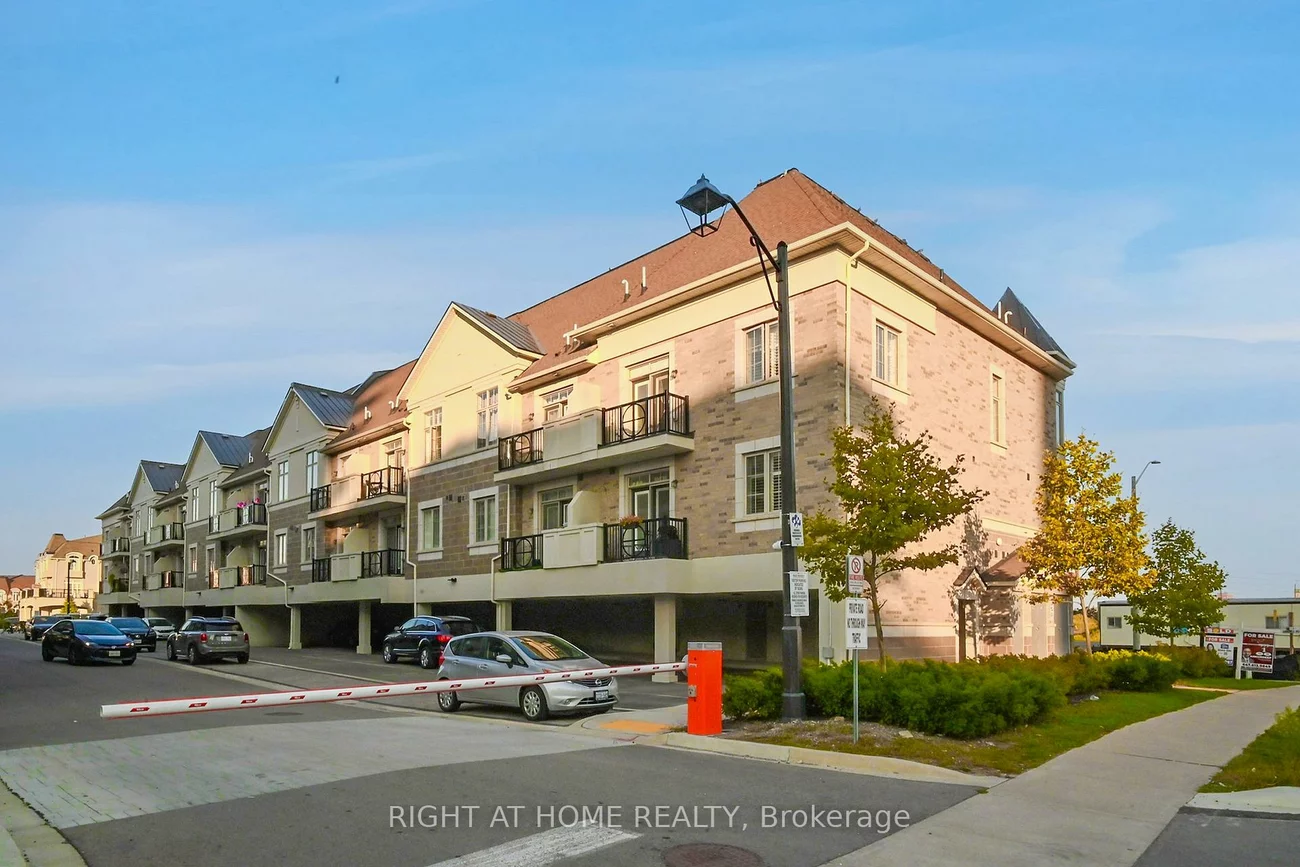 81, Armdale, Hurontario, Mississauga