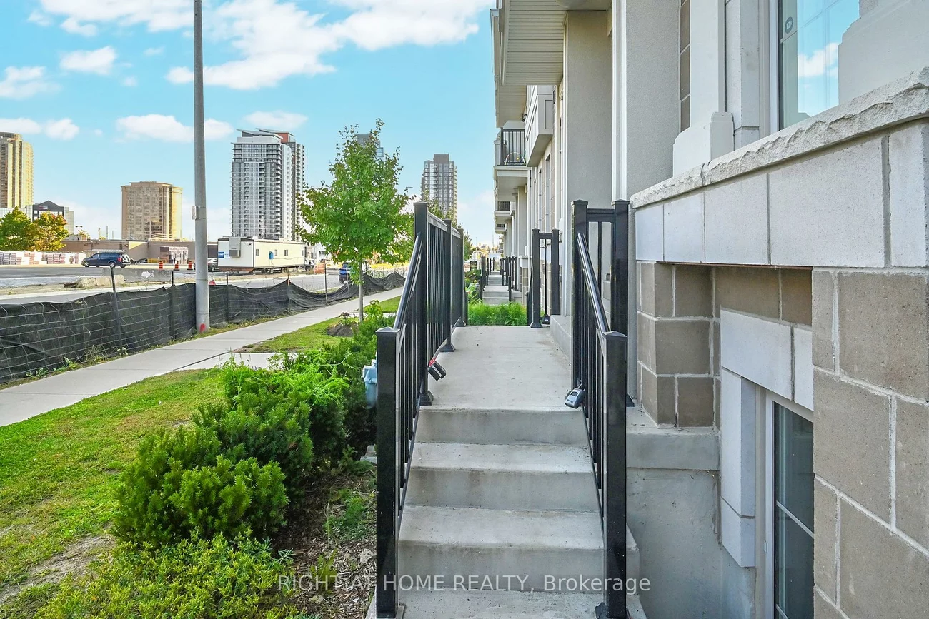 81, Armdale, Hurontario, Mississauga