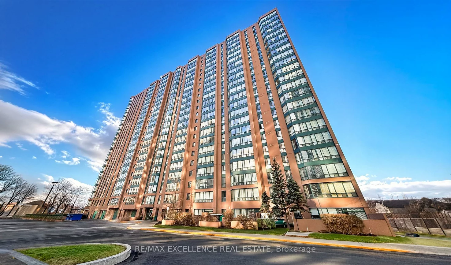 155, Hillcrest, Cooksville, Mississauga