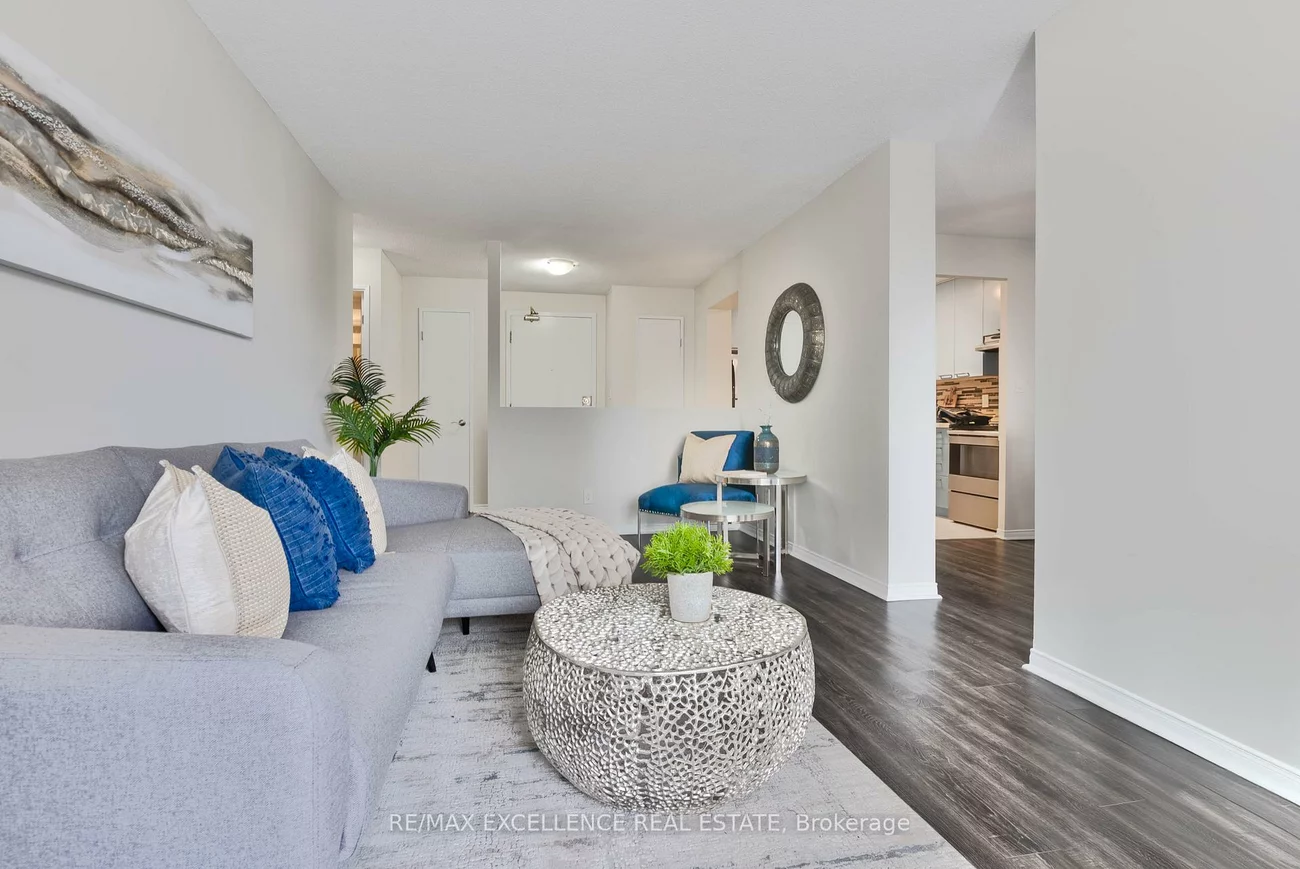 155, Hillcrest, Cooksville, Mississauga