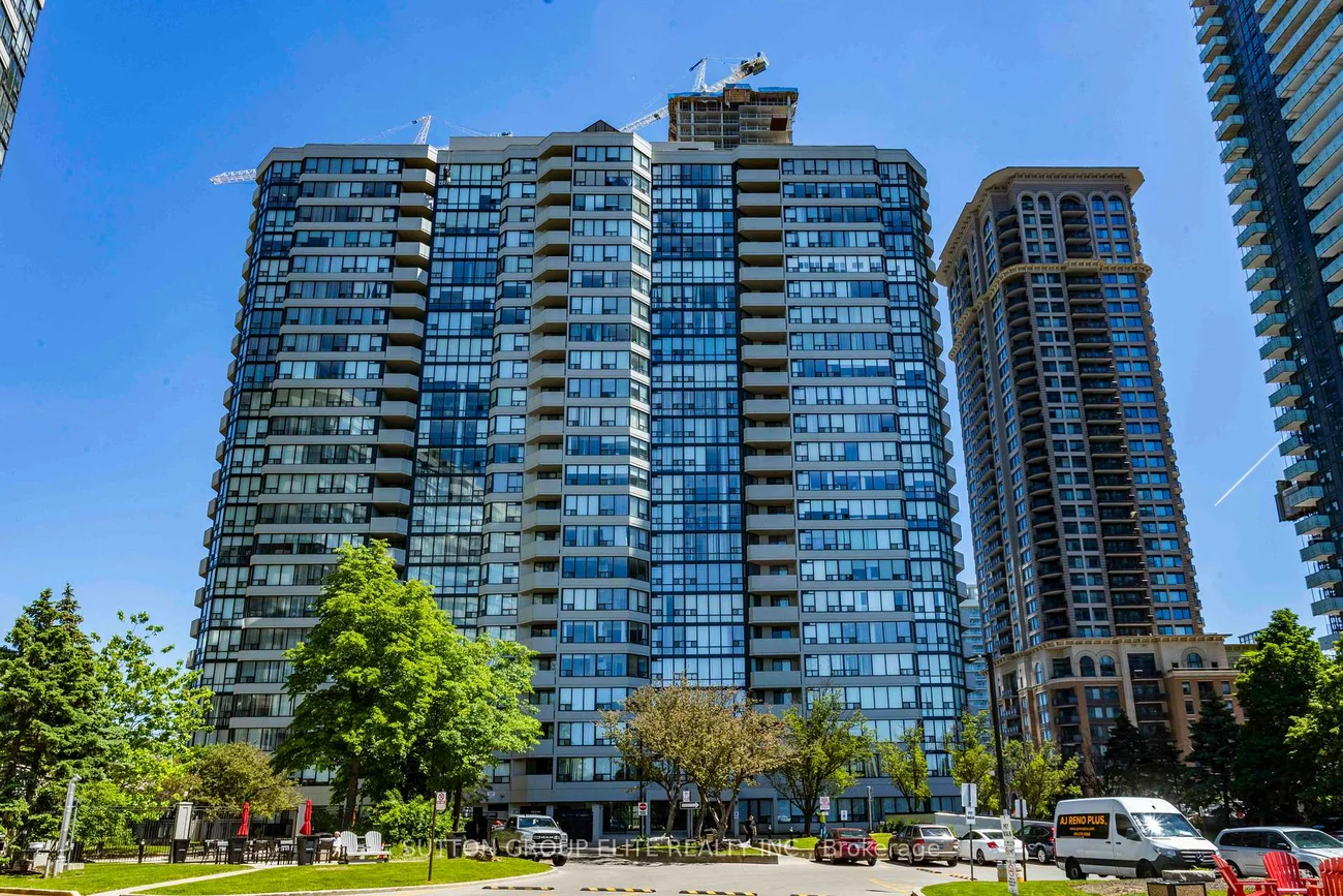 330, Rathburn, Creditview, Mississauga