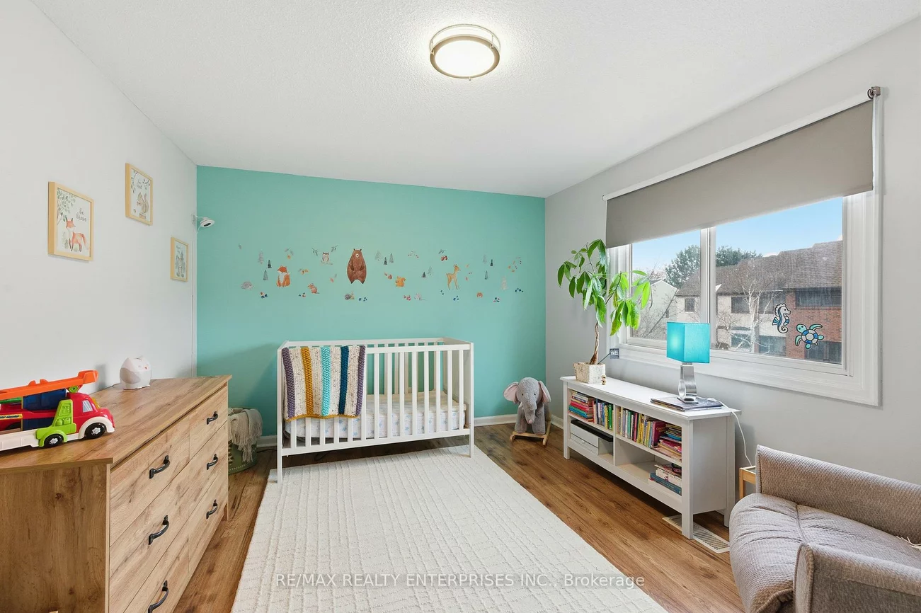 1060, Walden, Clarkson, Mississauga