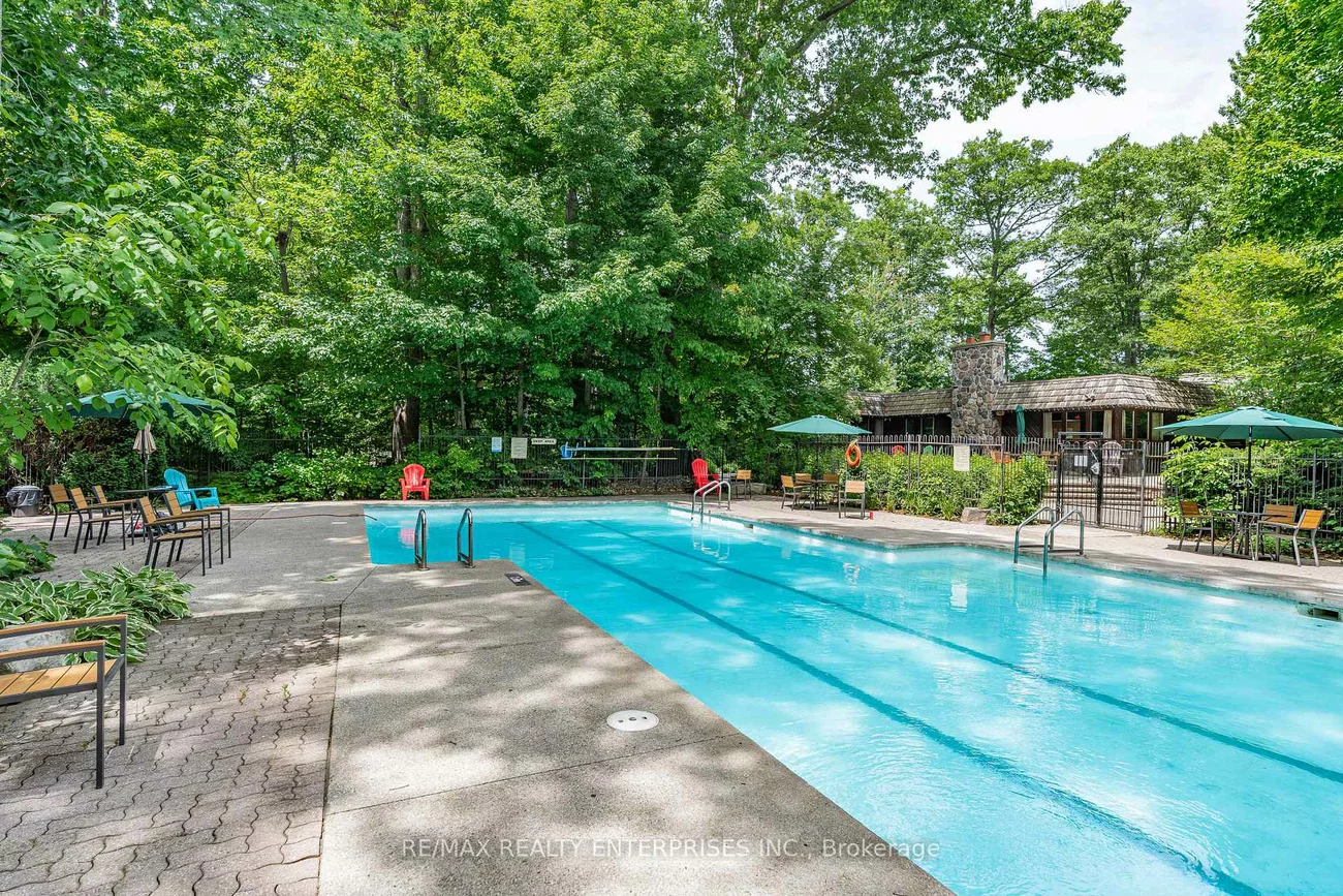 1060, Walden, Clarkson, Mississauga