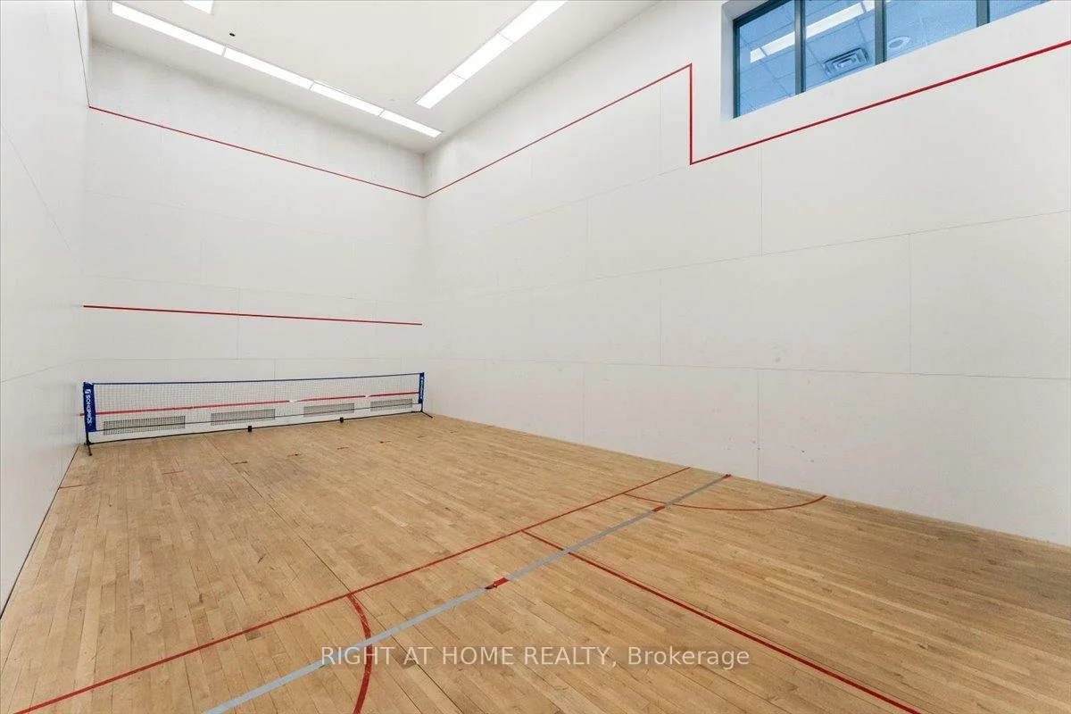 4450, Tucana, Hurontario, Mississauga