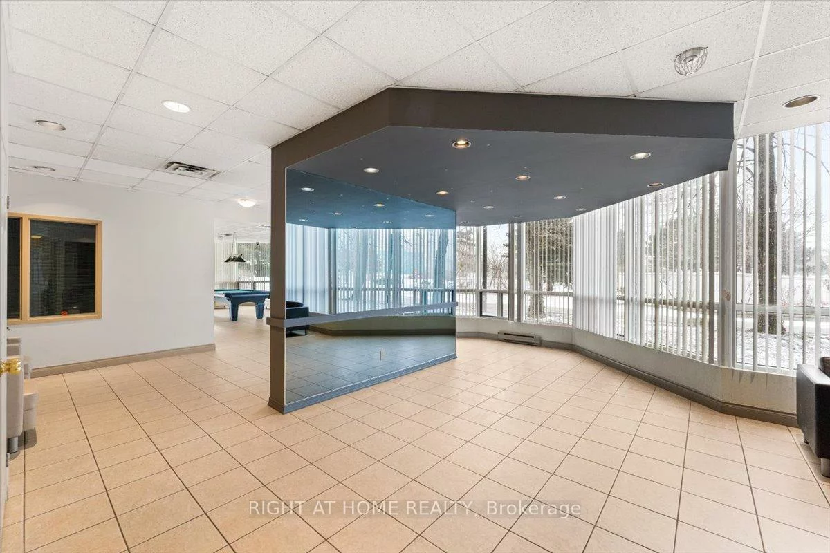 4450, Tucana, Hurontario, Mississauga