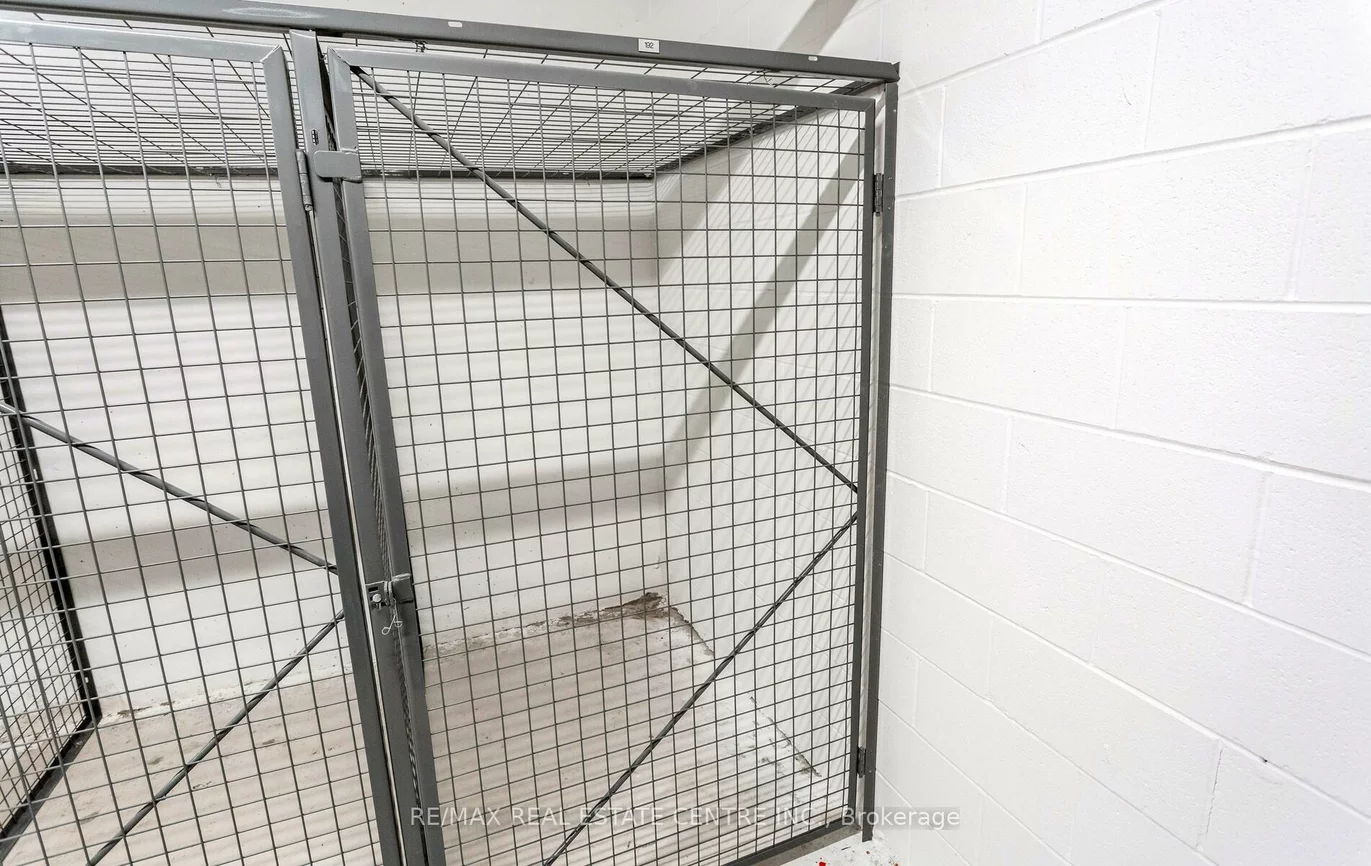 202, Burnhamthorpe, Mississauga Valleys, Mississauga