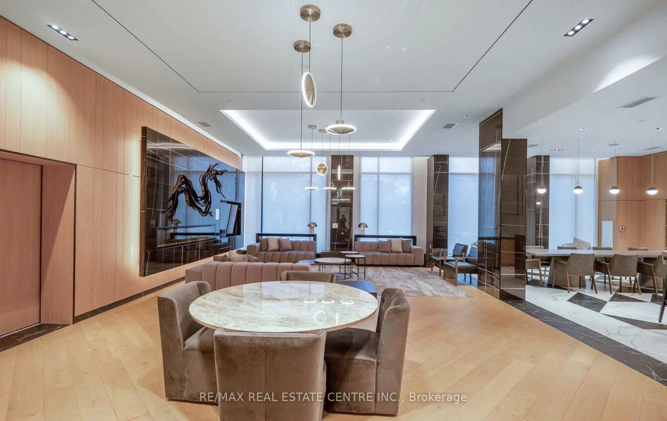 202, Burnhamthorpe, Mississauga Valleys, Mississauga