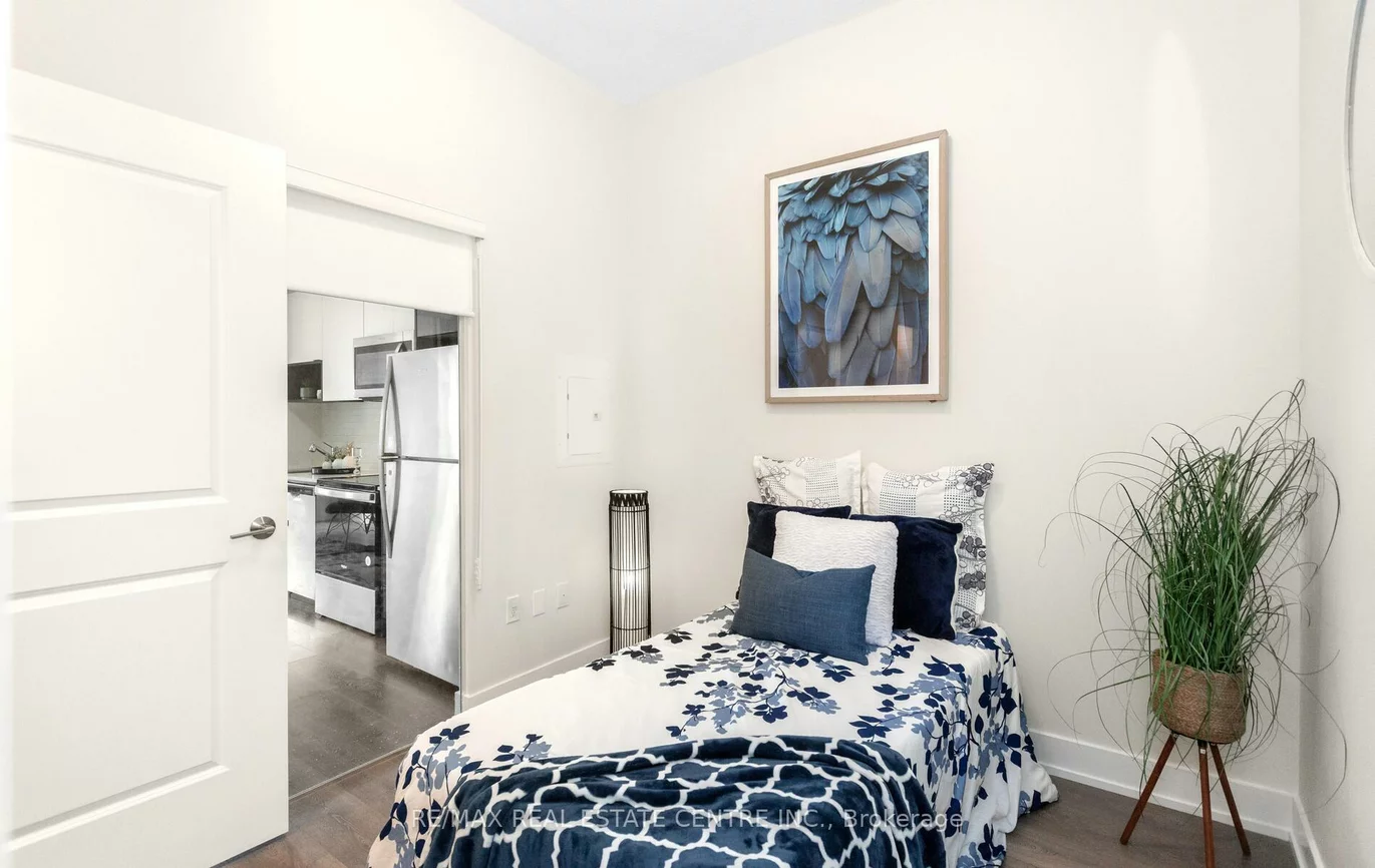 202, Burnhamthorpe, Mississauga Valleys, Mississauga