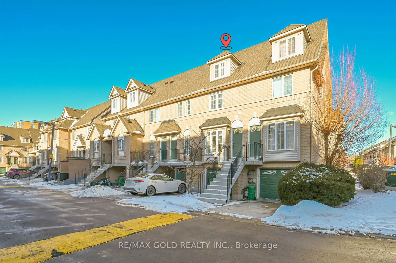 80, Strathaven, Hurontario, Mississauga