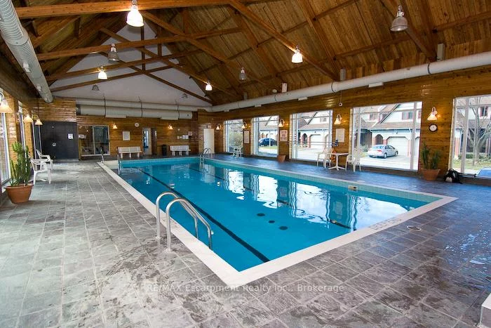 2199, Burnhamthorpe, Erin Mills, Mississauga