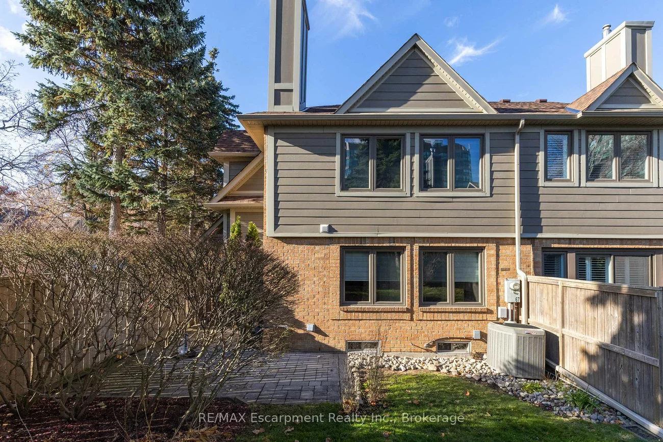 2199, Burnhamthorpe, Erin Mills, Mississauga