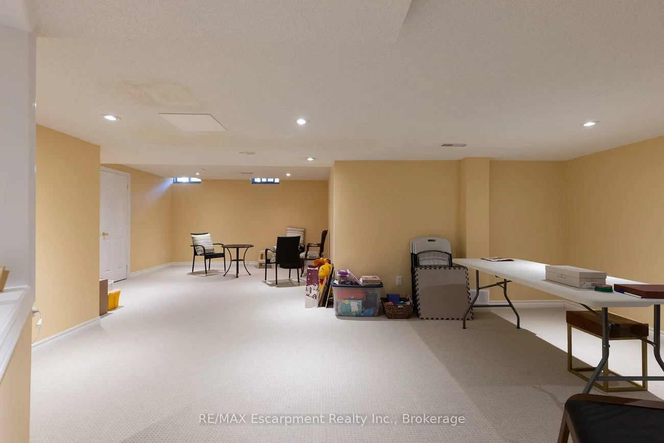 2199, Burnhamthorpe, Erin Mills, Mississauga